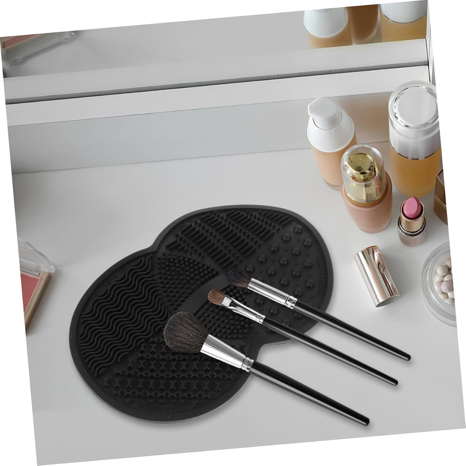Makeup Brush Cleaner Silicone Brush Cleaning Pad Makeup Tool Cleaning Pad Makeup Tool Cleaner Pad Makeup Brush Cleaning Pad Cleaning Bowl Make Up